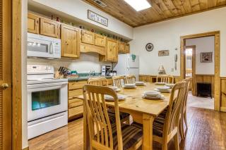 ER202 - Now and Forever Great location! - Close to town! cabin - 3