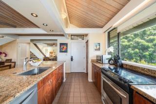 Kahana Village 2 · KHV 2 Direct Oceanfront 2BD Condo Steps to Be - 6