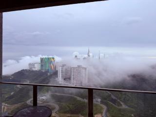 Peak Homes - top hill near Genting Highlands - 1