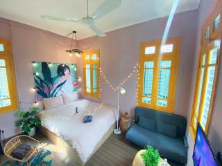 May - YELLOW ROOM 05 - Phone 09756-59323 - 9