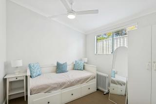 Cozy Sunset Villa 2BR Hamptons 200MBs Wifi - 9