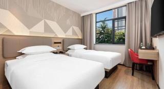 Borrman Hotel Wuhan First Hospital Hanzheng Street Metro Station - 9