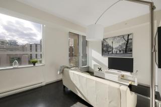 Chic & Modern Apartment In The Heart Of Downtown - 0