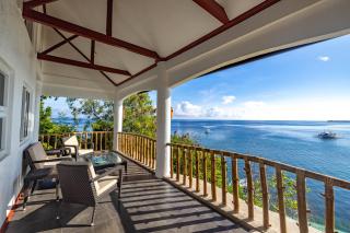 Pura Vida Cabilao Resort - 1