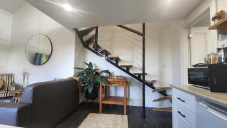 Magpie and Stump Hotel 'Nest Accommodation' - 5