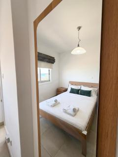 Golden Nest by the Sea - 7