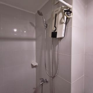 Rae Condo at Marina Spatial Seaview and Mountain View - 2