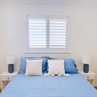 Cove at Redcliffe - Modern Coastal Hideaway - 0