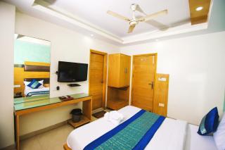 Hotel Lav Kush Deluxe at Paharganj - 2