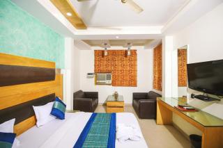 Hotel Lav Kush Deluxe at Paharganj - 8