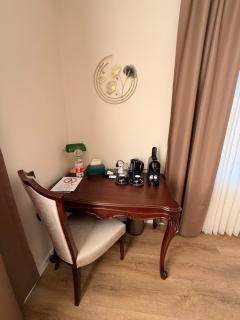 Promenaden Hotel - 3