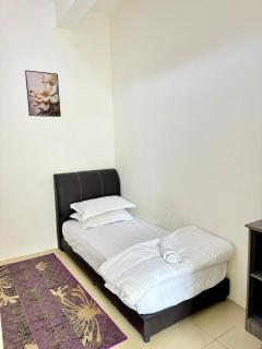 AYAAN ORCHID Fifa Home at Golden Hill Night Market - 6