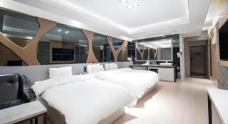 Pohang Hotel View - 1