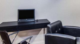 Microtel Inn & Suites by Wyndham Chattanooga/Near Hamilton P - 9