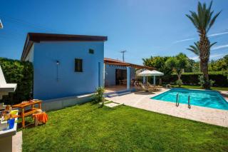 Villa Ibiscus by Villa Plus - 1