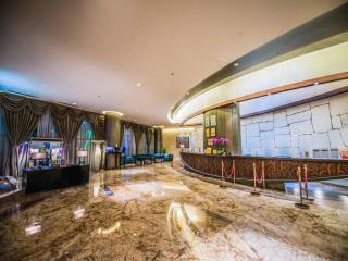 Wuhan Gleetour Hotel - 1