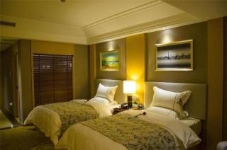 Green Tree Eastern Hefei Dahua International Harbor Hotel - 2