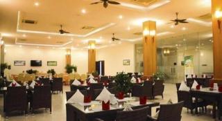 Diamond Bay Golf and Villas - 4