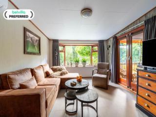 Chalet in Stegeren near Forest and Pond - 0