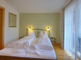 Bright apartment with infrared cabin, cleaning included - 9