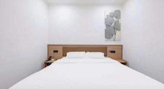 GreenTree Inn Chaoyang Shuangta District Bus Station - 7