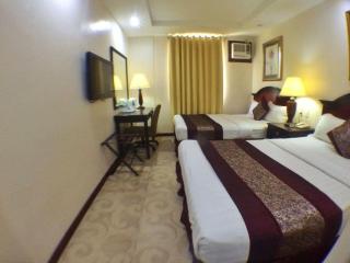 Cindy Kelly Hotel - 2