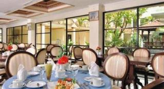 Yusro Hotel Restaurant & Convention - 7