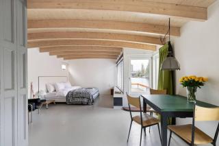 Luxury Houseboat-apartment In The Historic Center - 0