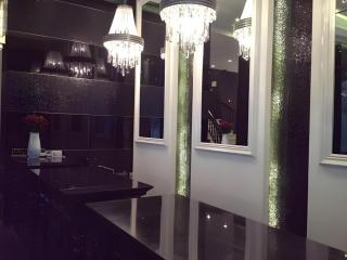 Elegance Bund Hotel - 8