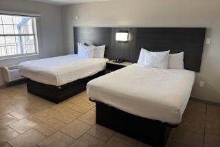 Travelodge by Wyndham Venice - 4
