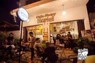 Oldie and Sleepy Hostel - 7