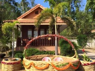 Plaifah Resort Ubon - 8