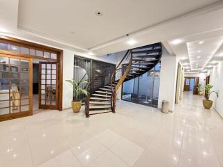 Rhodium Hotel ONE - 5