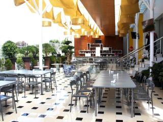 Grant Hotel Subang - Subang - 8