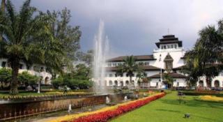 Hotel Scarlet Bukit Pakar - 2