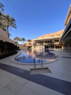 Al-Raha Luxury apartment - 5