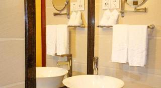 Yijian Holiday Hotel - 9