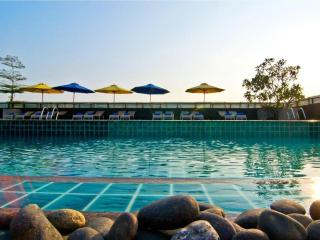 Rashmi's Plaza Hotel Vientiane - 8