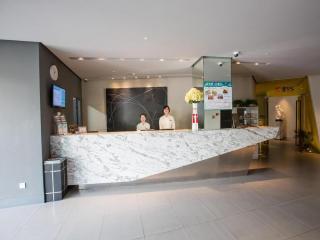 Jinjiang Inn Caoan Road - 3