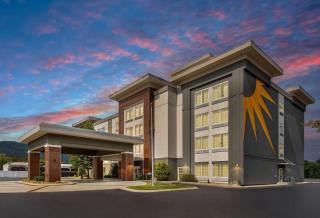 La Quinta by Wyndham Chattanooga - Lookout Mtn - 6