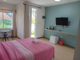 Fancy Carp Resort - 3