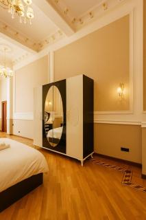 Veluna Inn Hostel - 1