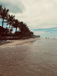 Yathi'S Surf rest - 6