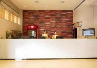 JTOUR Inn Xiantao Shopping Mall Pedestrian Street - 8