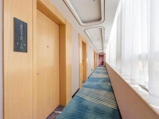 Zmax Hotel Guangzhou Railway Station - 1