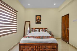 FabHotel Sejour Royal - 6