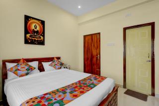 FabHotel Sejour Royal - 3