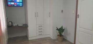 329 on 30th Avenue Villieria Drian - 4