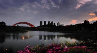 IU Hotels·GuiYang North Railway Station Dream City - 3