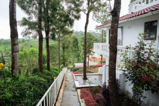 SaffronStays Chamomile Hills - 8